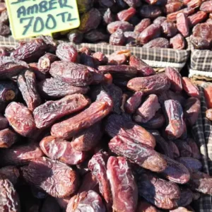 Box of premium Amber Dates, soft and naturally sweet Jumbo Khajoor from Madinah